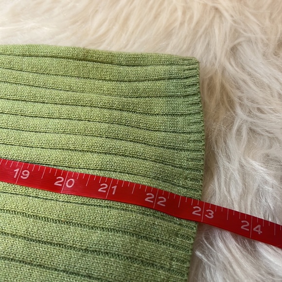 Croft & Borrow Green Turtle Neck Sweater - Picture 5 of 7